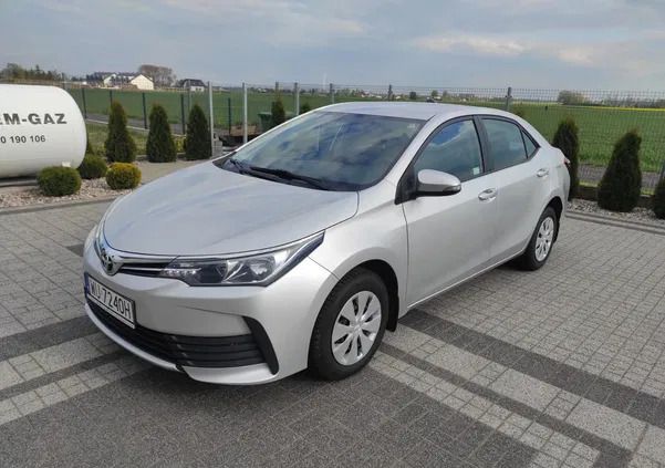 toyota corolla Toyota Corolla cena 55500 przebieg: 150000, rok produkcji 2019 z Brzostek